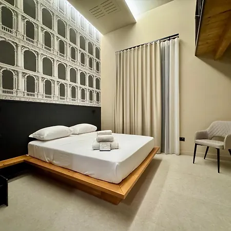 The First Floor - Exclusive - Couette-café Pompéi
